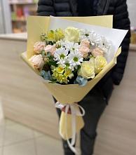 Букет цветов из:  Альстромерии, Розы и Хризантемы в Куровском