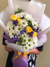 Букет цветов из:  Ирисы, Хризантемы и Розы #REPLACE_PRED# Куровском