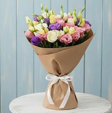 Букет цветов из:  Лизиантусы #REPLACE_PRED# Куровском